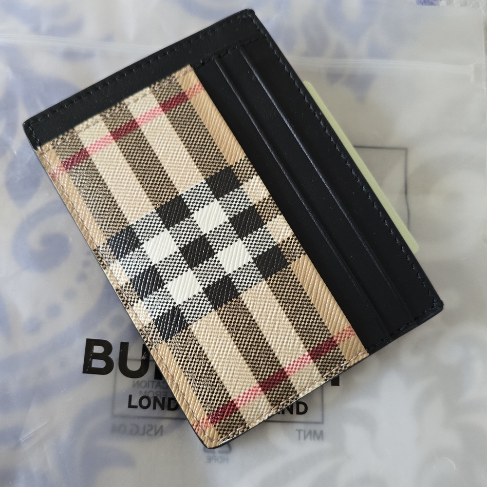 Burberry Card Case And Money Holder